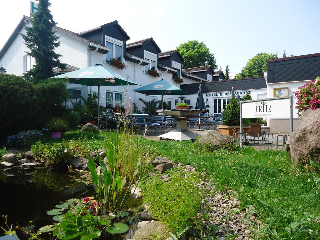 Das Fritz Hotel Schwerin Schoene Lage Im Gruenen Mit Regionaler Kueche Kostenfreien Parkplaetzen Und E Ladestation ภายนอก รูปภาพ