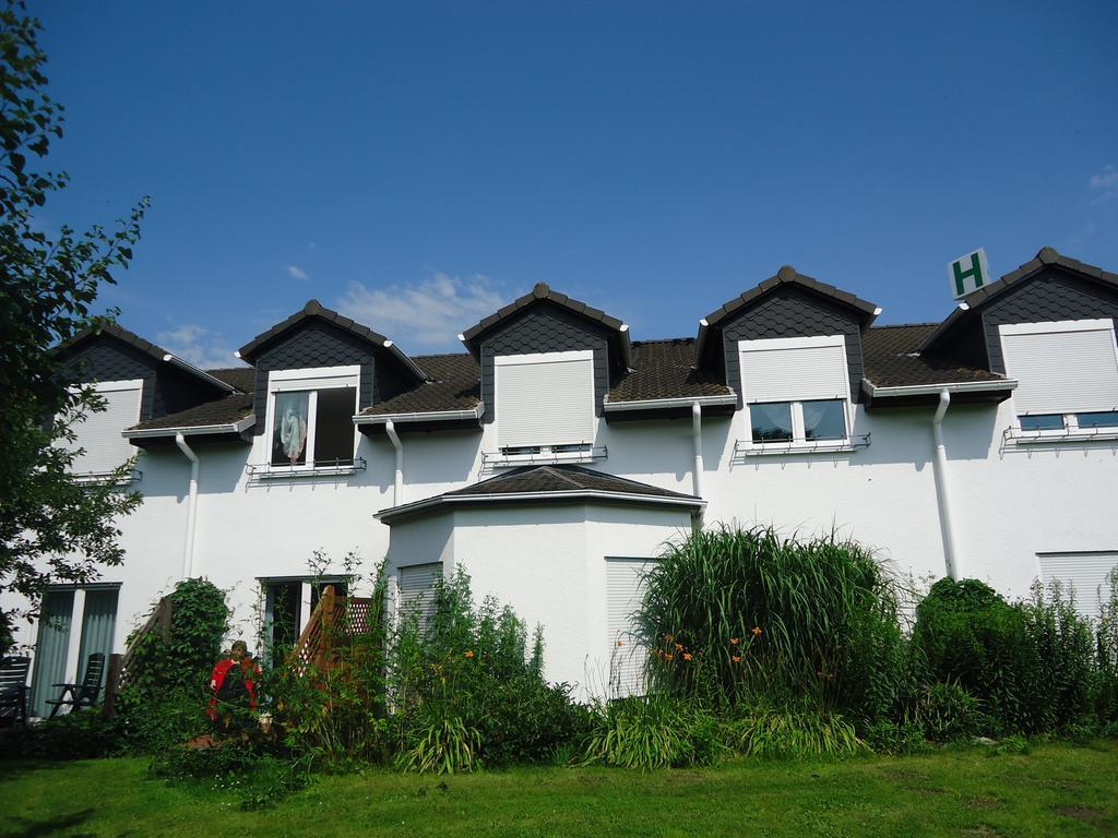 Das Fritz Hotel Schwerin Schoene Lage Im Gruenen Mit Regionaler Kueche Kostenfreien Parkplaetzen Und E Ladestation ภายนอก รูปภาพ